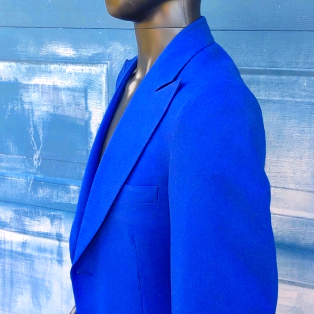 BESPOKE: Men's Hand Tailored "BESPOKE" Luxury Blue Blazer
